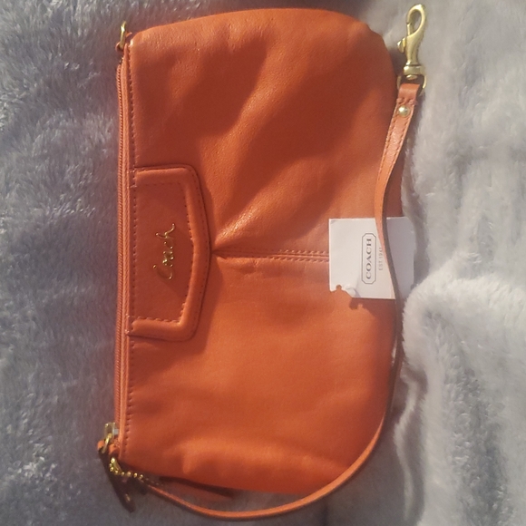 Coach Wristlet - Picture 7 of 7
